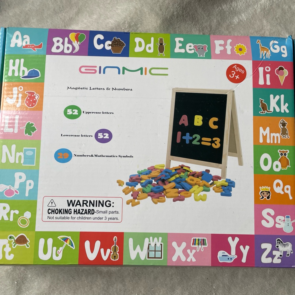 PLAY SET Magnetic letters and numbers